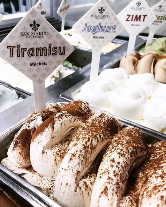 Eis Tiramisù